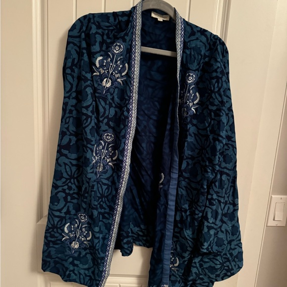 Blue kimono with embroidery size XL from Monsoon UK 100% viscose - Picture 1 of 5